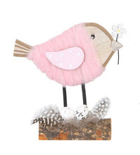 Lade das Bild in den Galerie-Viewer, Dekofigur Vogel auf Holzstamm / rosa / 1 Stück / 20 x 4,5 x 20 cm
